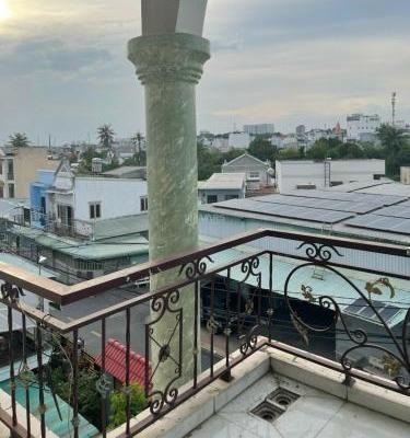 Bán Nhà mặt phố 108m²