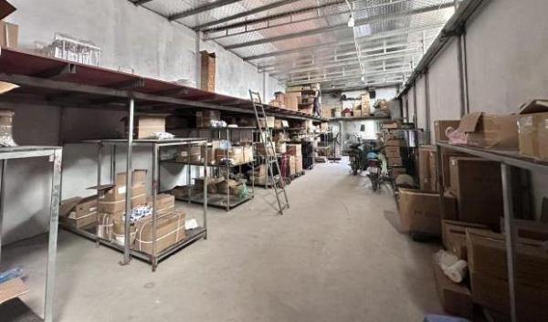 165m nhà xưởng đường Lĩnh Nam cần cho 🏘️ thuê, giá 17tr/th