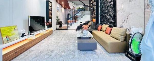 Chủ cần bán Nhà mặt phố 77m²