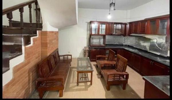 Cho thuê nhà ngõ 130 Quan Hoa, Cầu 🏘️ Giấy 42M x 5T (5 ngủ) giá 20tr Ở NHÓM