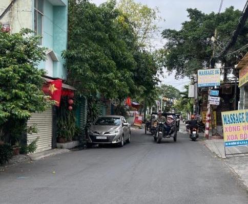 Chủ cần bán Nhà trong hẻm 82m²