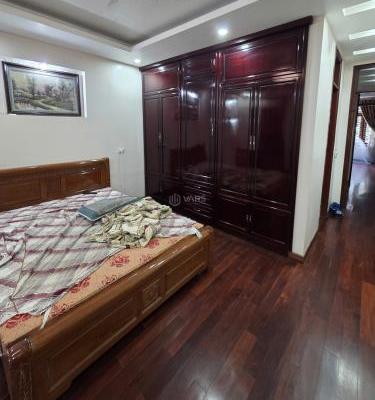 Bán Nhà mặt phố 65m²