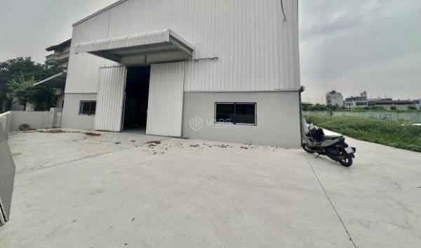 Cho thuê kho xưởng khu vực Cự Khối, DTSD 950m, giá 🏘️ 80tr/th