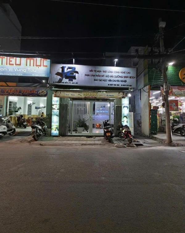 Bán Nhà mặt phố 107m²