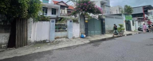 Cần bán Nhà mặt phố 168m²