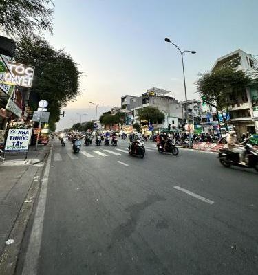 Bán nhà MTKD đường Lê Trọng Tấn, Tân Phú 🏘️ - DT: 10.5x26.5m - nhà cấp 4 - Giá: 36 tỷ