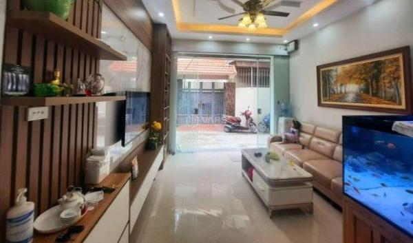 cần bán gấp nhà115m giá 21.5 tỷ mặt phố hoàng văn thái 💥 thanh xuân.