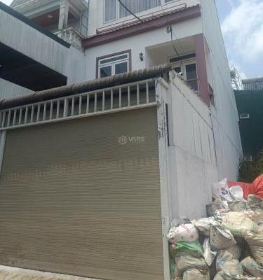 Cần bán Nhà trong hẻm 81m²