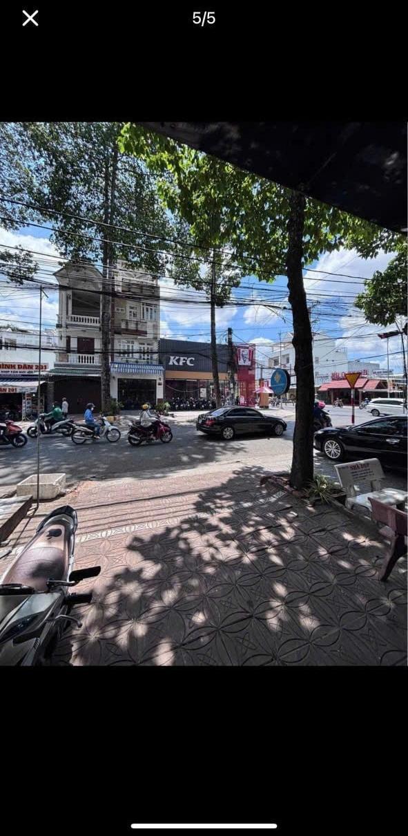 Cần bán Nhà mặt phố 90m²