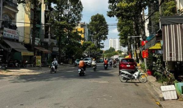 NHÀ 5 TẦNG - MẶT TIỀN 🏣 NGUYỄN GIA TRÍ - KINH DOANH ĐA NGÀNH - DÒNG TIỀN 50TR/THÁNG