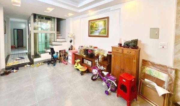 PHÂN LÔ QUÂN ĐỘI PHỐ 🏚️ ĐỘI NHÂN 40M 5 TẦNG 3.5MT GIÁ 15.5 TỶ- THANG MÁY - GARA - NGÕ THÔNG