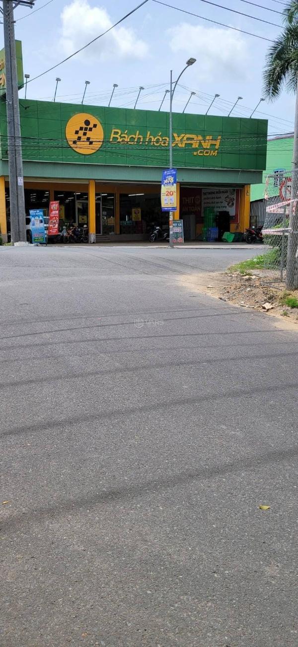 Miếng đất 2 mặt đều giáp 🏚️ lộ oto