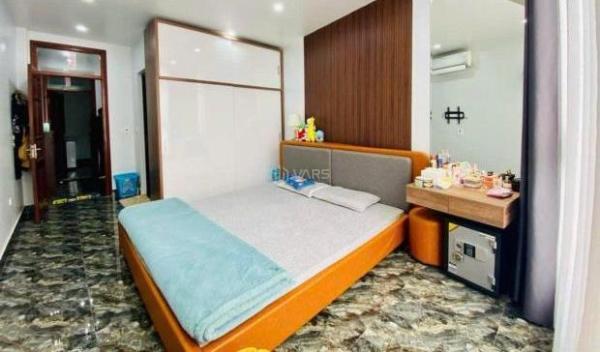 bán 🏚️ nhà 3 tầng mặt đường ngô thì nhậm gần cầu công trắng, giá chỉ 46xx mà kinh doanh rất