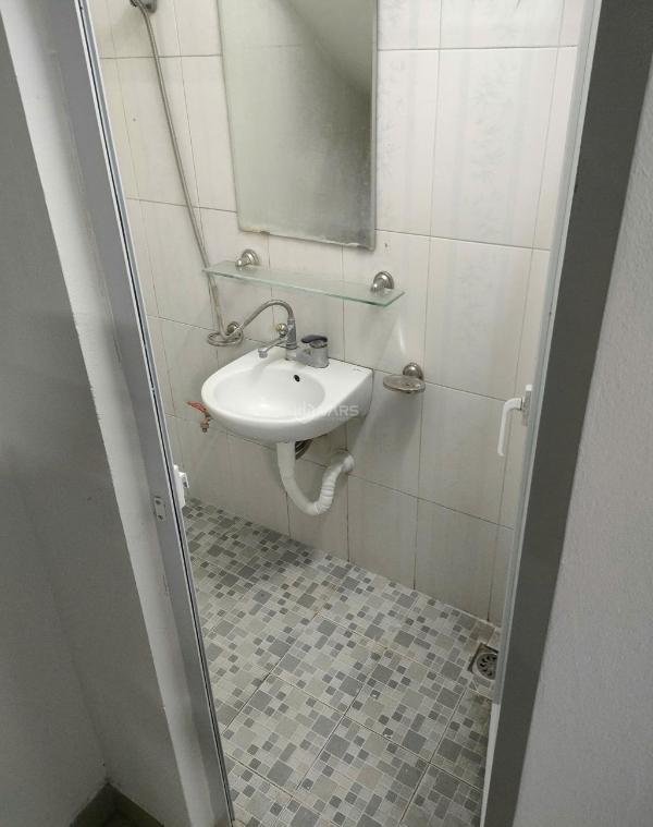 <mark style="background-color: transparent; font-weight: 400; ">Bán gấp giá rẻ căn hộ tập thể khép kín triều khúc 17m/40m, tầng 🏢 3, mt 3m, 1.5 tỷ</mark>