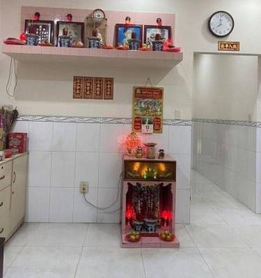 Bán nhà mặt tiền đường quận 8.Diện tích 4,2m × 21m.Kết cấu 3 🏤 tầng BTCT 3PN 2WC.Hoàn công đ