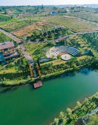 cần bán gấp lô đất nghỉ dưỡng view hồ 🏡 sổ sẵn giá ngộp