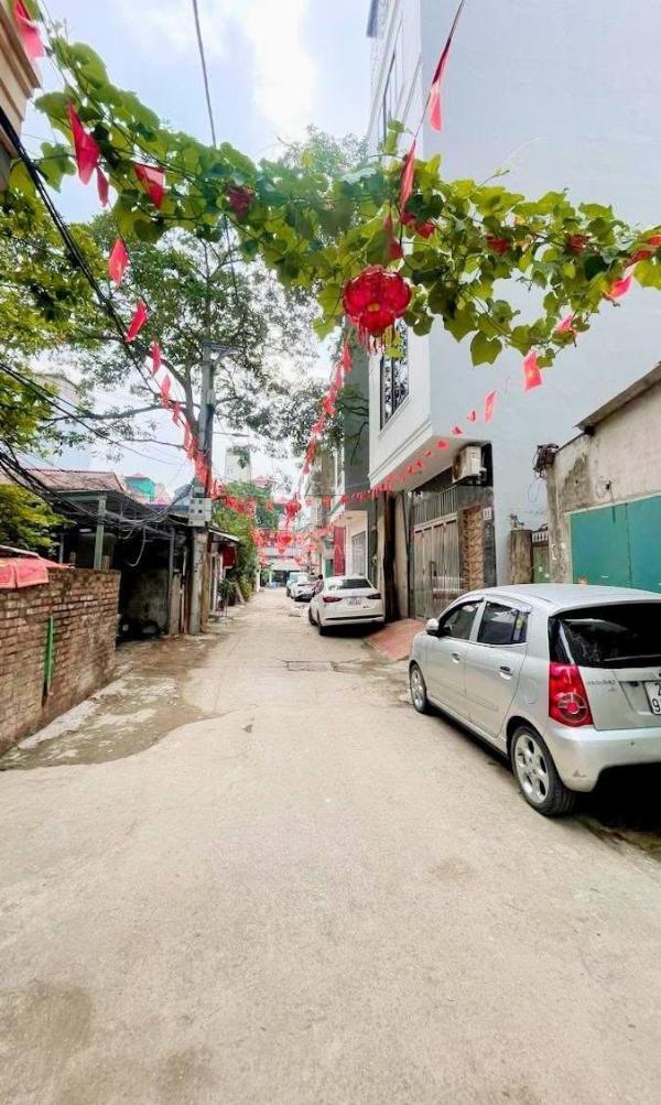 🔥🔥 cực phẩm cổ_nhuế - 8t 🏣 thang máy - ôto tránh - dòng tiền cực cao 🌹
