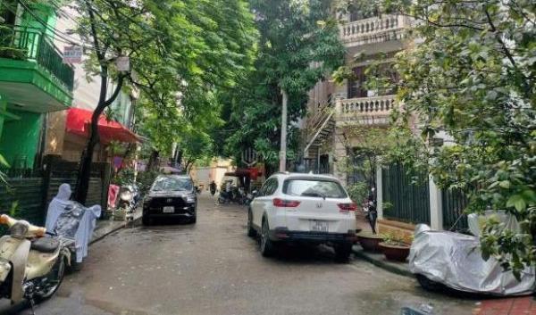 Cần bán Nhà trong hẻm 57m²