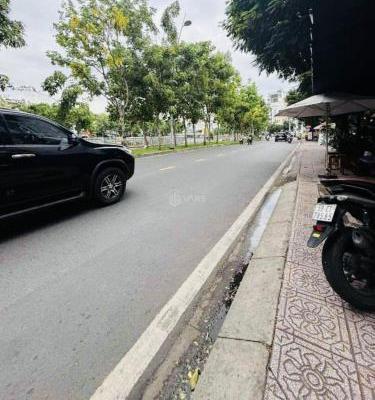 Chủ cần bán Nhà mặt phố 75m²