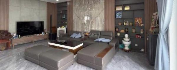 Cần bán Nhà mặt phố 694m²