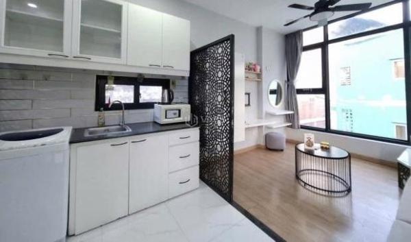 <mark style="background-color: transparent; font-weight: 400; ">Nhà Đẹp Hẻm Trải Nhựa Sạch - TT 🏣 Quận 1 Ngay Võ Văn Kiệt 42M2 Chỉ 8,1 Tỷ - 4 Tầng BTCT.</mark>