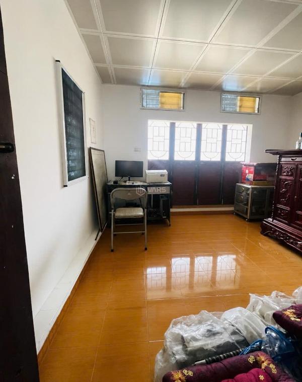Nhà phân lô - ngõ to rộng -ô tô đỗ cửa - lô góc 3 🏤 thoáng - lê trọng tấn hà đô