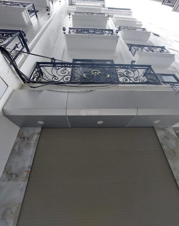 Bán Nhà mặt phố 30m²