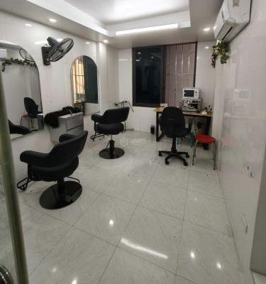 Cần bán Nhà mặt phố 43m²