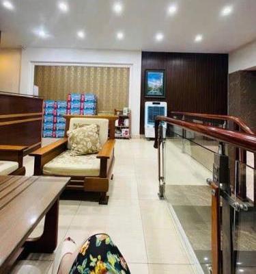 Chủ cần bán Nhà mặt phố 110m²