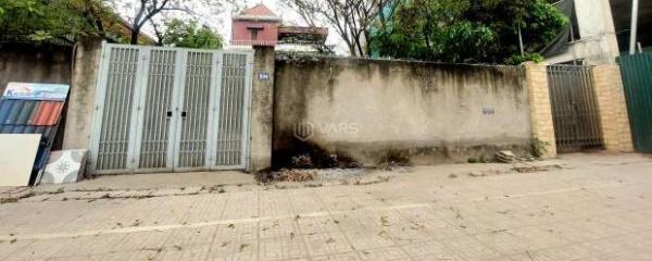 Chủ cần bán Nhà mặt phố 620m²