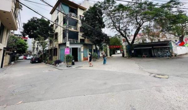 Bán Nhà mặt phố 86m²
