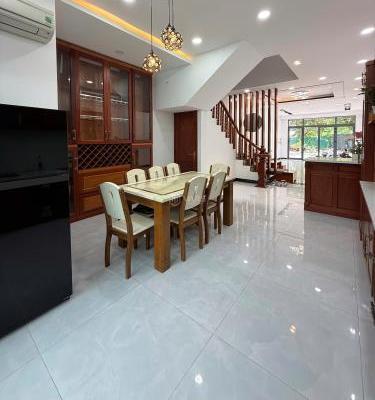 Chủ cần bán Nhà mặt phố 100m²