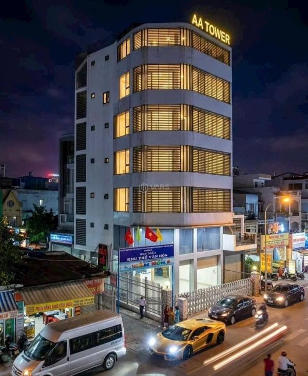 Bán Nhà mặt phố 126m²