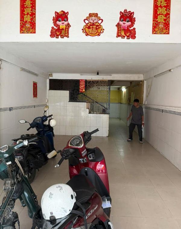 Chủ cần bán Nhà mặt phố 60m²