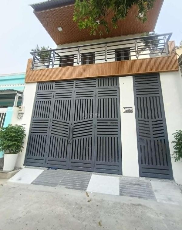 <mark style="background-color: transparent; font-weight: 400; ">Chủ cần bán Nhà trong hẻm 100m²</mark>