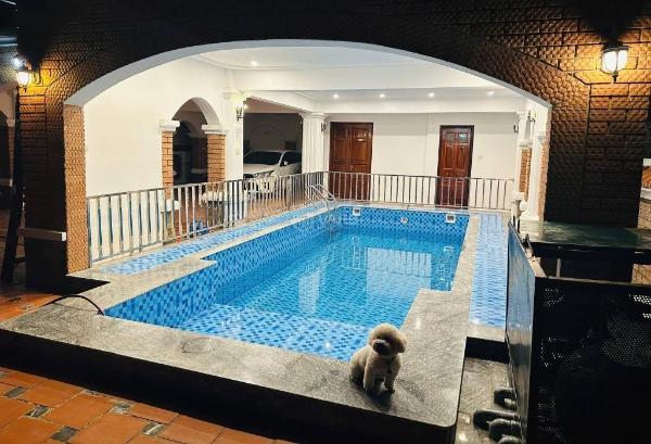 Cần bán Nhà mặt phố 350m²