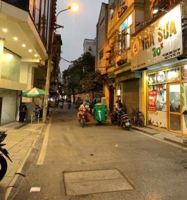 Siêu Phẩm, Phố Cầu Giấy 58m ☘ x 5T, mt5,7m, vỉa hè, ô tô tránh, kd đỉnh, ngõ thông 16,9 tỷ.