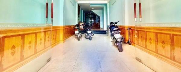 Bán Nhà mặt phố 80m²