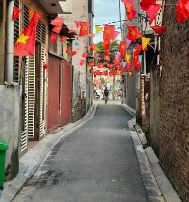 Chủ cần tiền bán đất Vĩnh Ngọc 50m2, mt4m, 6.xx tỷ, Đông 👍 Anh, ô tô.
