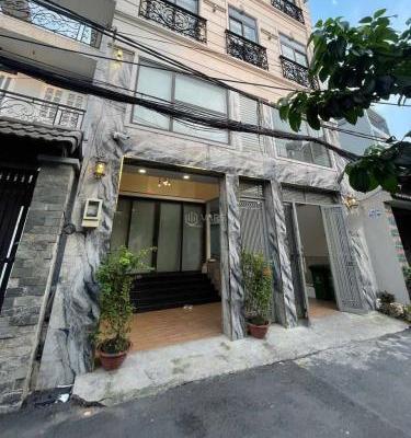 Chủ cần bán Nhà mặt phố 128m²