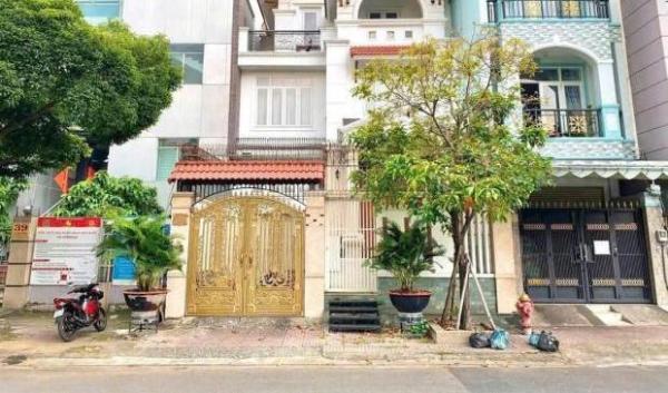 Bán nhà MTKD đường Lê Thúc Hoạch - DT: 8x20.5m - lửng 2 lầu còn mới 🏚️ - giá: 30 tỷ TL