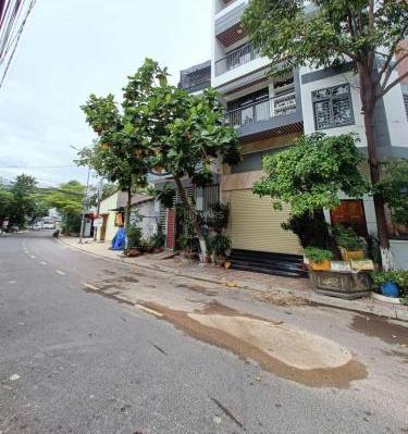 BÁN NHÀ 04 TẦNG MỚI MẶT TIỀN ĐƯỜNG TRƯỜNG SƠN, P NAM NHA ☘ TRANG GIÁ 7,5 TỶ