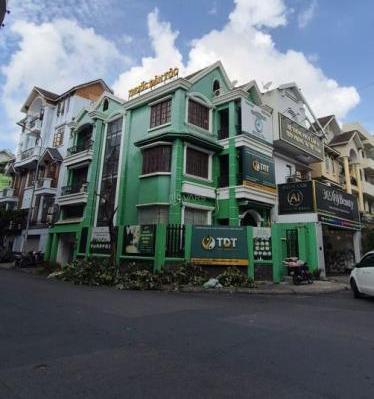 CHO THUÊ BIỆT THỰ HẦM 🏬 3 LẦU GÓC 2MT HOA SỨ- HOA LAN- 8X18M- 100TR/TH
