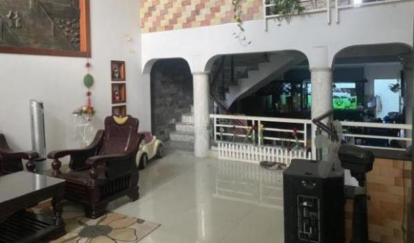 Cần bán Nhà mặt phố 179m²