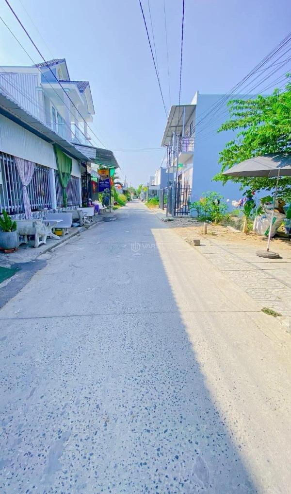 Cần bán Đất nền riêng lẻ 165m²