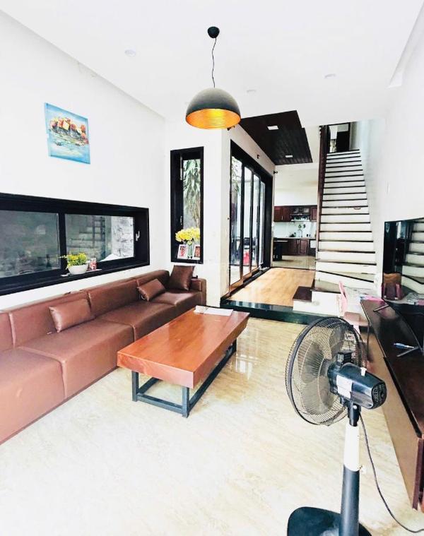 <mark style="background-color: transparent; font-weight: 400; ">Nhà 2 tầng 👍 mặt tiền đỗ đăng đệ - nhà chắc giá tốt</mark>