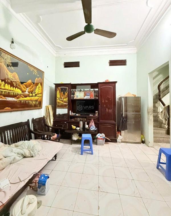 Chủ cần bán Nhà mặt phố 270m²