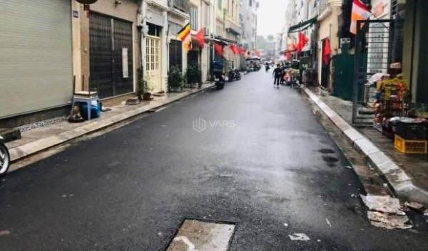 Cần bán Nhà mặt phố 50m²