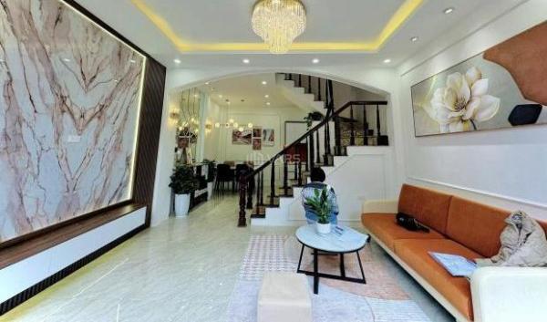 BÁN NHÀ 4 TẦNG 2 MẶT THOÁNG NỘI THẤT ĐẸP MẶT TIỀN RỘNG, 💥 GẦN PHỐ TRƯƠNG ĐỊNH – HOÀNG MAI.