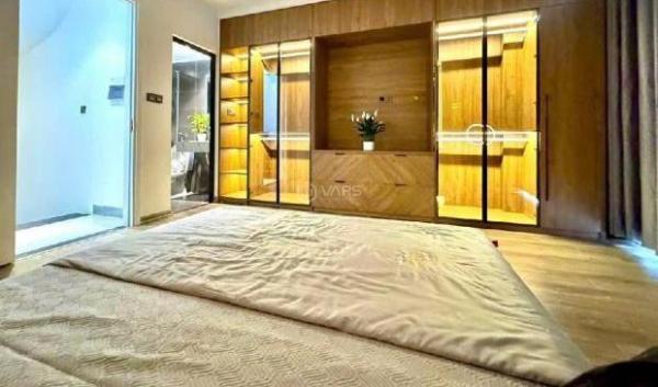 Bán nhà mới +đẹp+vip. Khu vực Mỹ đình. Nam từ liêm. Giá rẻ. Full nội 🏚️ thất. Diện tích rộng
